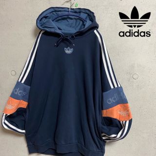 アディダス(adidas)の【あつるぅ様専用！！】アディダス/パーカー　ネイビー　ユニセックス　L 古着(パーカー)