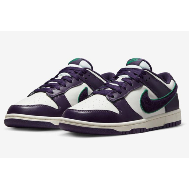 ☆Nike Dunk Low "Chenille Swoosh