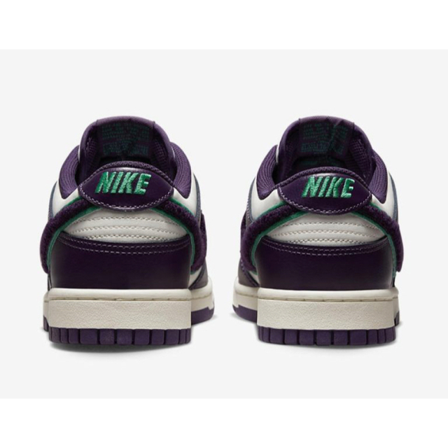 ☆Nike Dunk Low "Chenille Swoosh