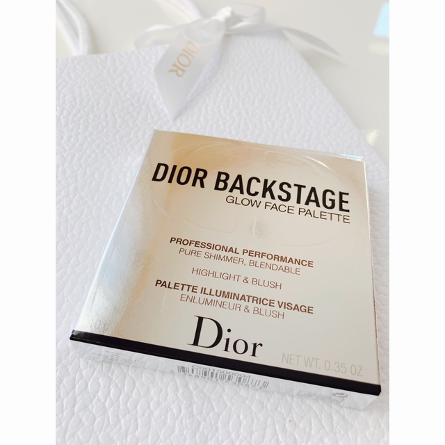 Christian Dior(クリスチャンディオール)の【新品】Diorフェイスグロウパレット004ローズゴールドフェイスパウダーチーク コスメ/美容のベースメイク/化粧品(チーク)の商品写真