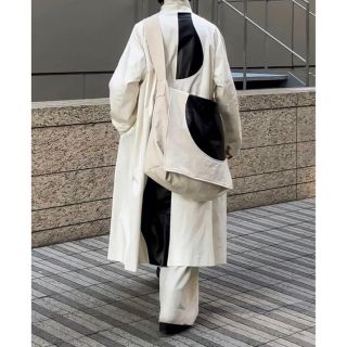 ADAPTART AMORPHOUS COAT(ステンカラーコート)