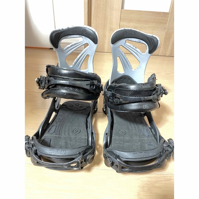 SALOMON(サロモン)のSALOMON スノーボード　ブーツ26cm &FLUXビンディングセット スポーツ/アウトドアのスノーボード(ブーツ)の商品写真