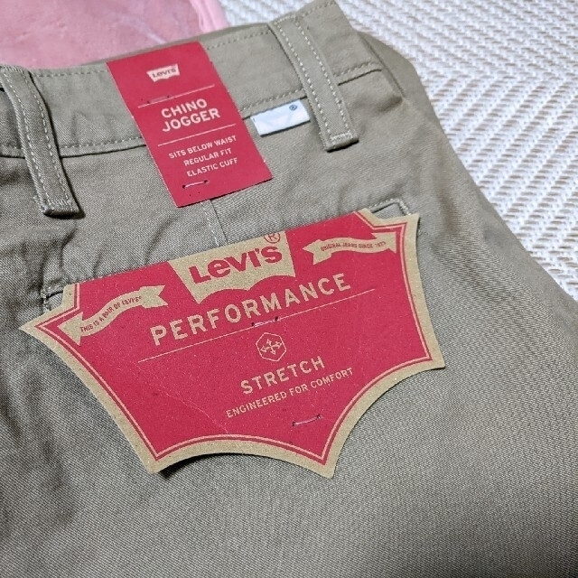 Levi's(リーバイス)のよろしくお願いします様専用　リーバイス　Levi's　チノパン　ジョガーパンツ メンズのパンツ(デニム/ジーンズ)の商品写真