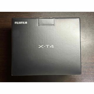 フジフイルム(富士フイルム)の【美品】　FUJIFILM X-T4  ボディ  ブラック(ミラーレス一眼)