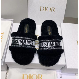 ディオール(Christian Dior) サンダル(レディース)の通販 200点以上