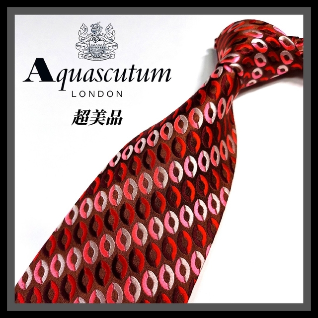 AQUA SCUTUM(アクアスキュータム)の108【Aquascutum】アクアスキュータム ネクタイ  赤系×幾何学模様 メンズのファッション小物(ネクタイ)の商品写真