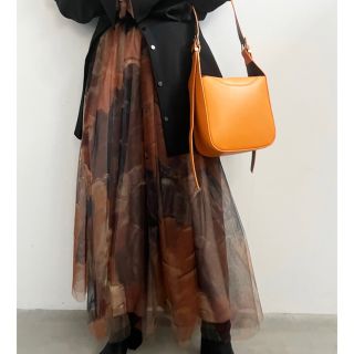 アメリヴィンテージ(Ameri VINTAGE)のアメリ　UND GYPSUM ART TULLE SKIRT(ロングスカート)