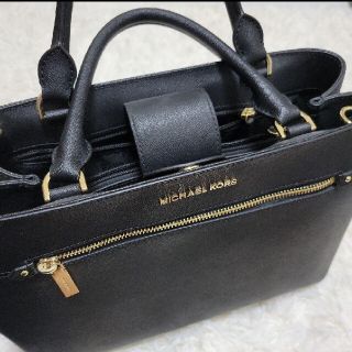 マイケルコース(Michael Kors)のMICHAEL KORS　ハンドバッグ(ハンドバッグ)