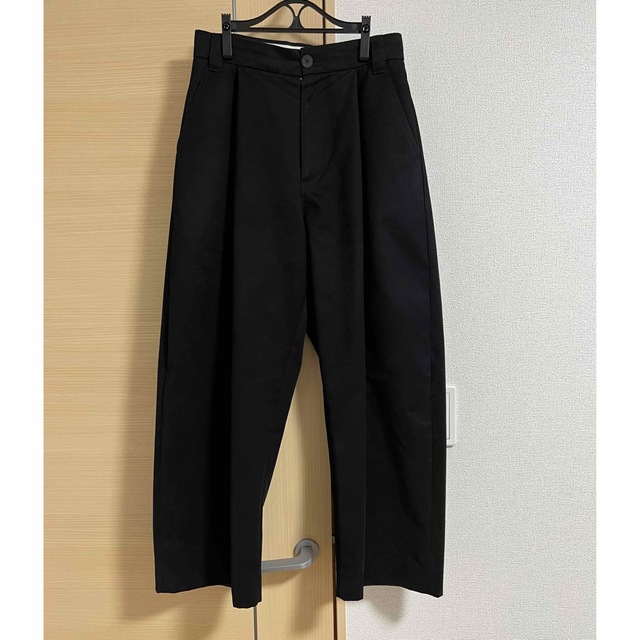 STUDIO NICHOLSON(スタジオニコルソン)のstudio nicholson SORTE BLACK メンズのパンツ(チノパン)の商品写真