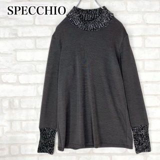 スペッチオ(SPECCHIO)の近年モデル♡スペッチオ プリーツ 切替 タートルネックプルオーバー 40サイズ(カットソー(長袖/七分))