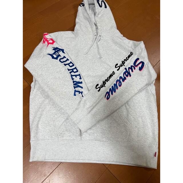 supreme パーカー ロゴ ワッペン