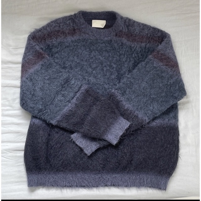 12/19,20限定価格YOKE ROTHKO BORDER CREW NECK メンズのトップス(ニット/セーター)の商品写真