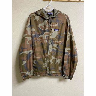 パタゴニア(patagonia)のパタゴニア マウンテンパーカー メンズXS カモフラ レディース　カモフラ柄(マウンテンパーカー)