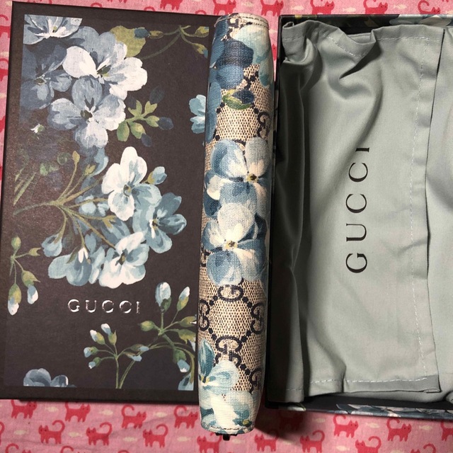 Gucci(グッチ)の⭐️グッチ　GUCCI  gucci    長財布⭐️花柄⭐️GG ブルームス レディースのファッション小物(財布)の商品写真