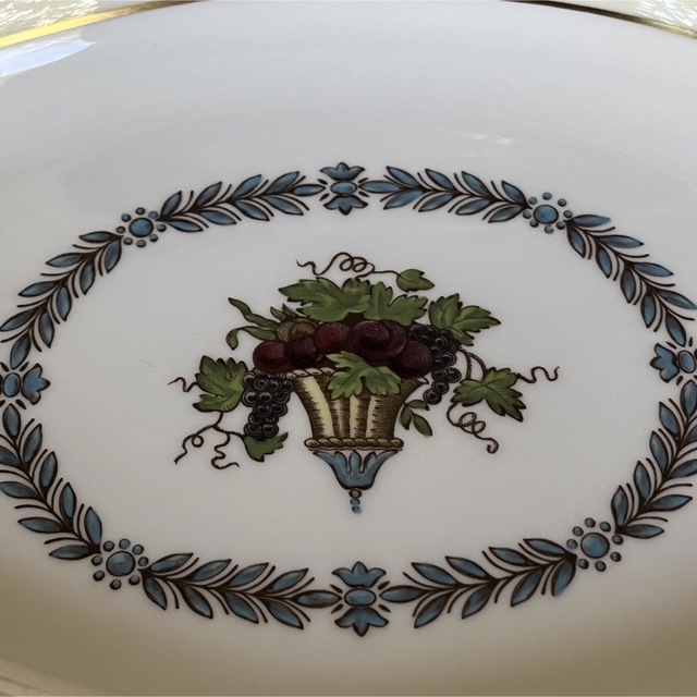 WEDGWOOD - 【黒壺美品】ウェッジウッド☆アップルドア☆オーバル深皿