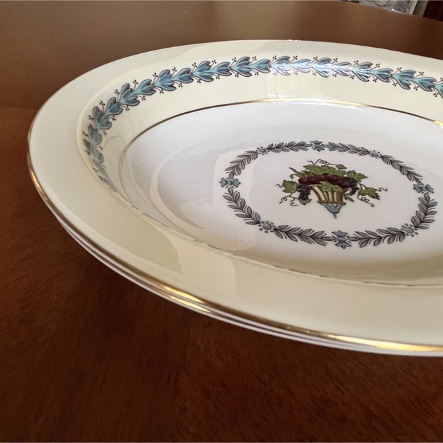 WEDGWOOD - 【黒壺美品】ウェッジウッド☆アップルドア☆オーバル深皿