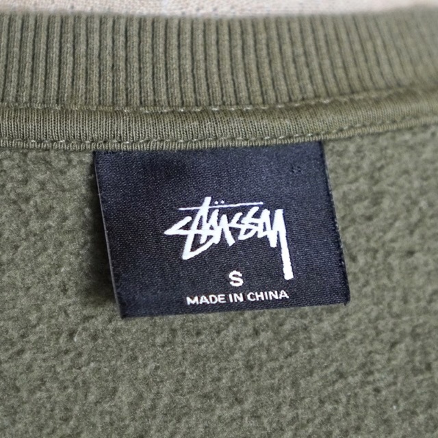 STUSSY(ステューシー)の【定番人気】stussy ステューシー バックプリント スウェット 両面ロゴ メンズのトップス(スウェット)の商品写真