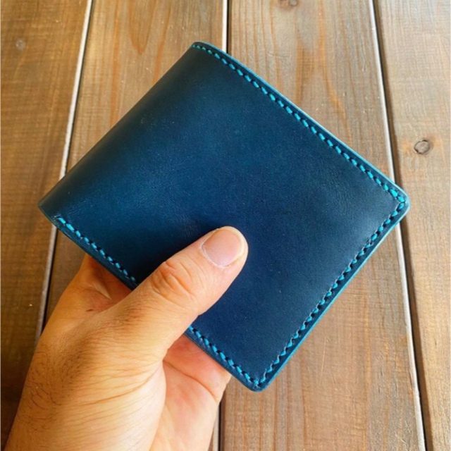 イタリアンレザーを使った青色と無地の二つ折り財布 本革 手縫い 送料無料 名入れ 7