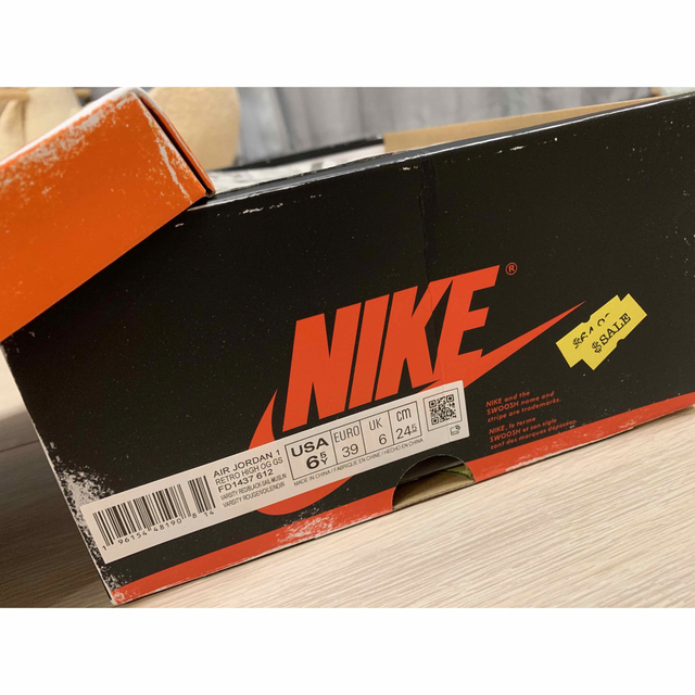 NIKE(ナイキ)の【MNT様】エア ジョーダン1 HIGH シカゴ ジュニアシューズ　24.5cm メンズの靴/シューズ(スニーカー)の商品写真