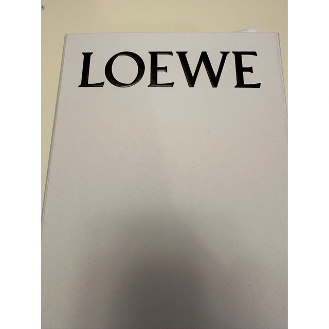 LOEWE アナグラムホワイトパテントレースアップシューズ