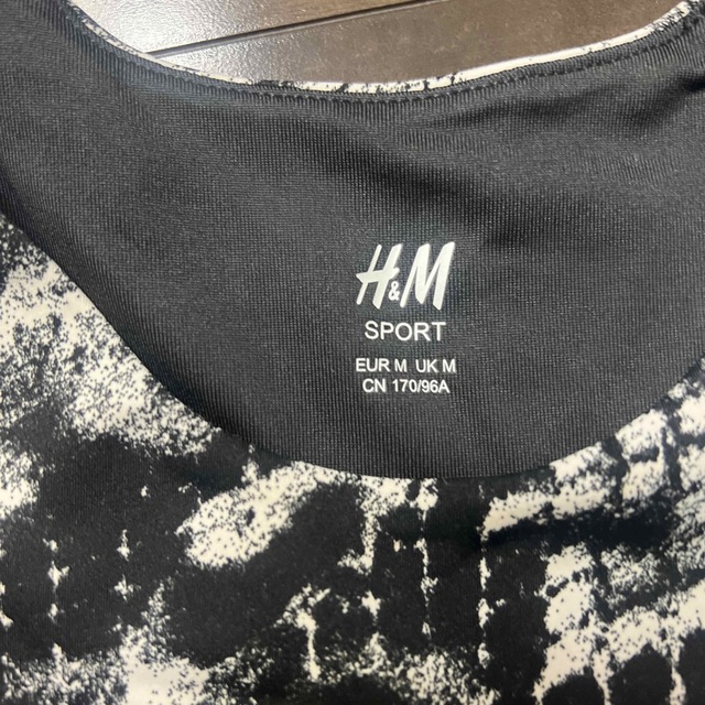 H&M(エイチアンドエム)の【美品】H&M SPORT ヨガウェア　スポーツウェア　 スポーツ/アウトドアのトレーニング/エクササイズ(ヨガ)の商品写真