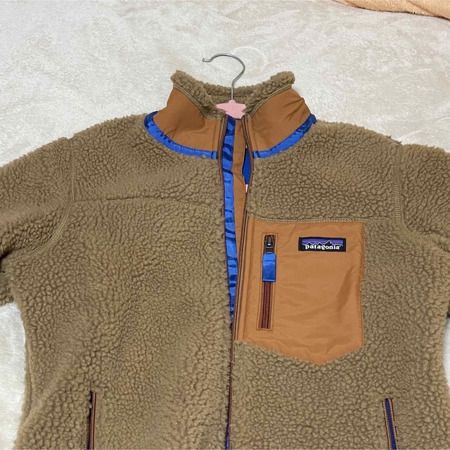 patagonia(パタゴニア)の【PATAGONIA/パタゴニア】ウィメンズ　レトロX/Nest Brown  レディースのジャケット/アウター(その他)の商品写真