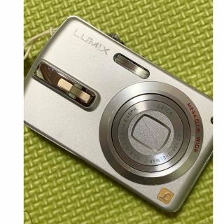 パナソニック(Panasonic)のデジタルカメラ パナソニック LUMIX DMC-FX50(コンパクトデジタルカメラ)