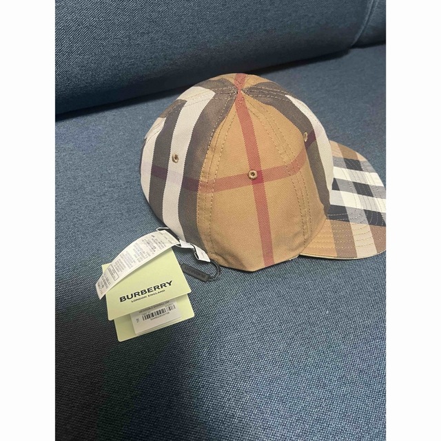 BURBERRY(バーバリー)の新品 BURBERRY リバーシブル ヴィンテージチェック ベースボール　CAP メンズの帽子(キャップ)の商品写真