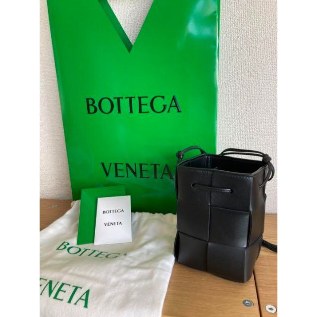 豪華 Bottega Veneta - ボッテガヴェネタ　カセットミニ　バケットバッグ ショルダーバッグ