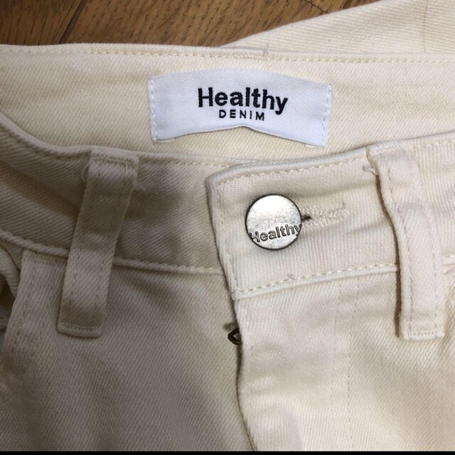 Healthy DENIM(ヘルシーデニム)のHealthy /ヘルシー　フリンジストレート　22 レディースのパンツ(デニム/ジーンズ)の商品写真