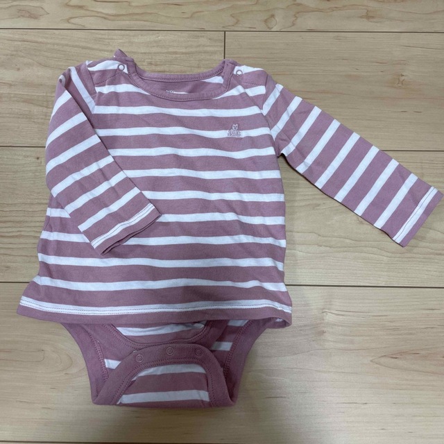 babyGAP(ベビーギャップ)のベビー　ギャップ　ロンパース　女の子 キッズ/ベビー/マタニティのベビー服(~85cm)(ロンパース)の商品写真