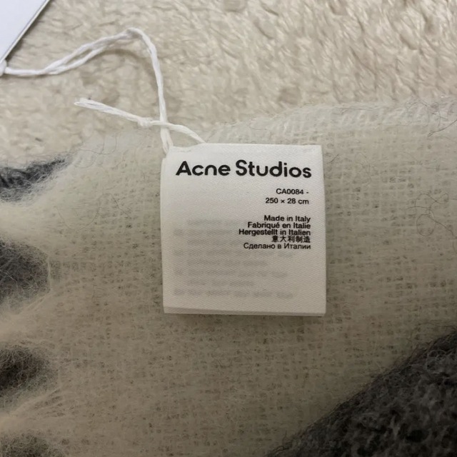 Acne Studios(アクネストゥディオズ)のacne studios マフラー レディースのファッション小物(マフラー/ショール)の商品写真