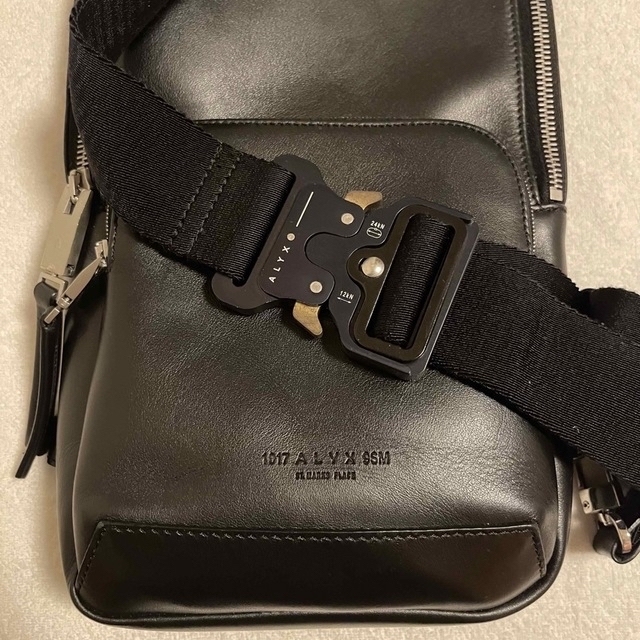 1017 ALYX 9SM ショルダーバッグ 1017 ALYX 9SM ショルダーバッグ