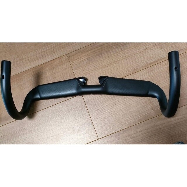 ★中華軽量高性能カーボンハンドル★S-works エアロハンドルと同等の形状
