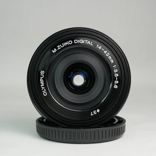 OLYMPUS(オリンパス)のまいまい様専用 OLYMPUS M.ZUIKO 14-42mm  スマホ/家電/カメラのカメラ(レンズ(ズーム))の商品写真