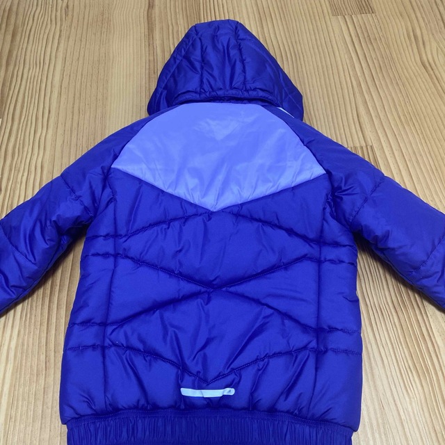 adidas(アディダス)のadidas 150 中綿ジャケット キッズ/ベビー/マタニティのキッズ服女の子用(90cm~)(ジャケット/上着)の商品写真