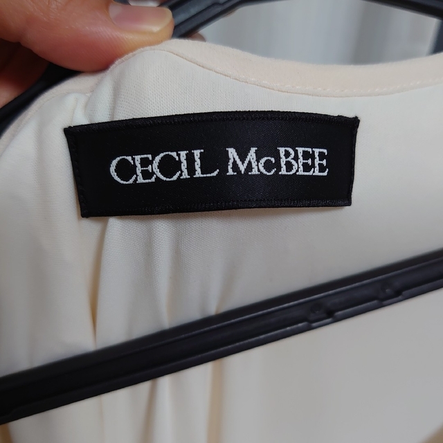 CECIL McBEE(セシルマクビー)のCECIL McBEE　ドッキングワンピース レディースのワンピース(ひざ丈ワンピース)の商品写真