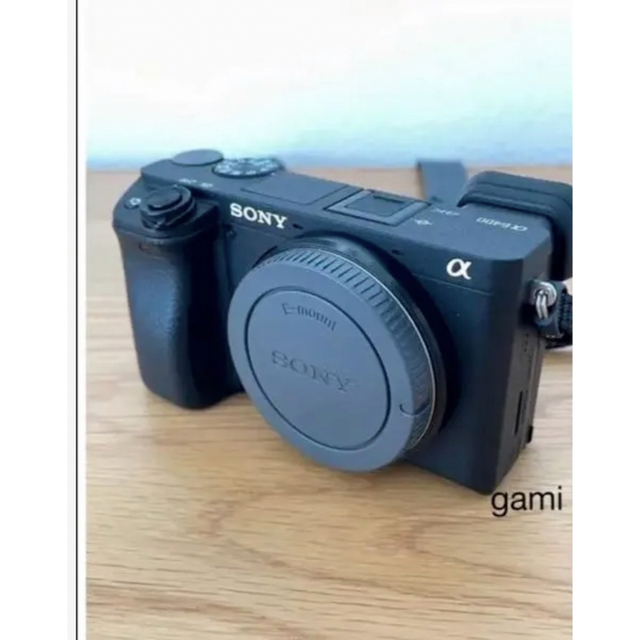 SONY(ソニー)のsony α6400 ボディ スマホ/家電/カメラのカメラ(ミラーレス一眼)の商品写真