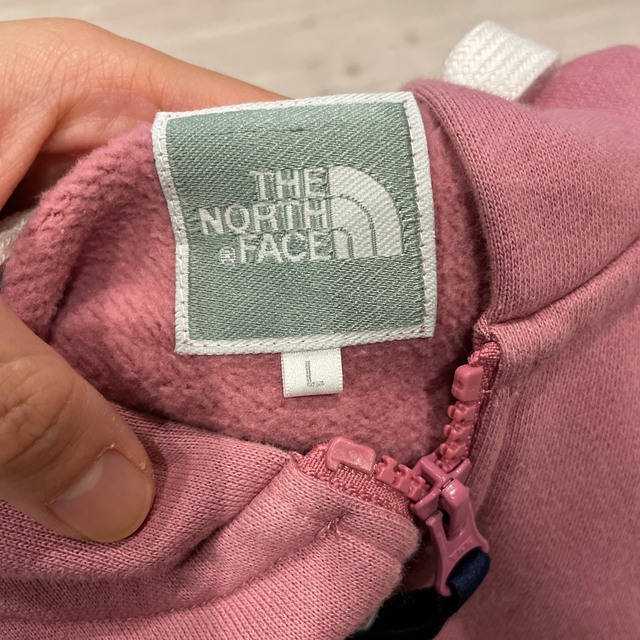 THE NORTH FACE(ザノースフェイス)のノースフェイス　パーカー レディースのトップス(パーカー)の商品写真