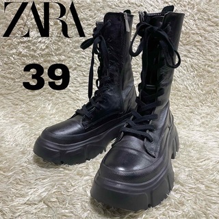 ザラ(ZARA)の美品 ZARA 厚底 レースアップブーツ サイドジップ ブラック 39(ブーツ)