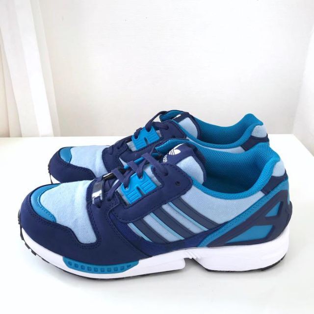 未使用：ADIDAS ORIGINALS ZX8000/\