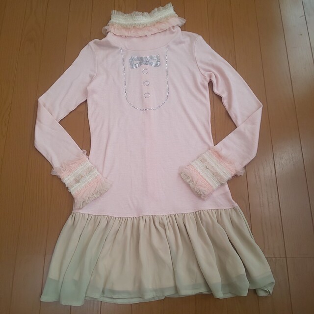 Lindsay(リンジィ)のLindsayハイネックニットチュニック 未使用タグ付き キッズ/ベビー/マタニティのキッズ服女の子用(90cm~)(ワンピース)の商品写真