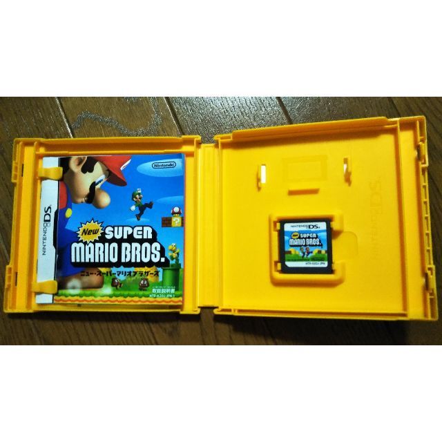 任天堂(ニンテンドウ)のnewスーパーマリオブラザーズ(NINTENDO DS／3DS) エンタメ/ホビーのゲームソフト/ゲーム機本体(家庭用ゲームソフト)の商品写真