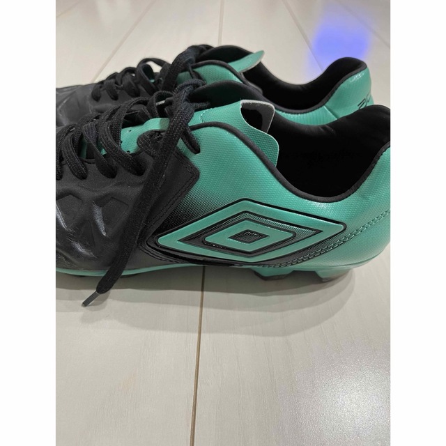 UMBRO(アンブロ)のスパイク　umbro 26.5センチ スポーツ/アウトドアのサッカー/フットサル(シューズ)の商品写真