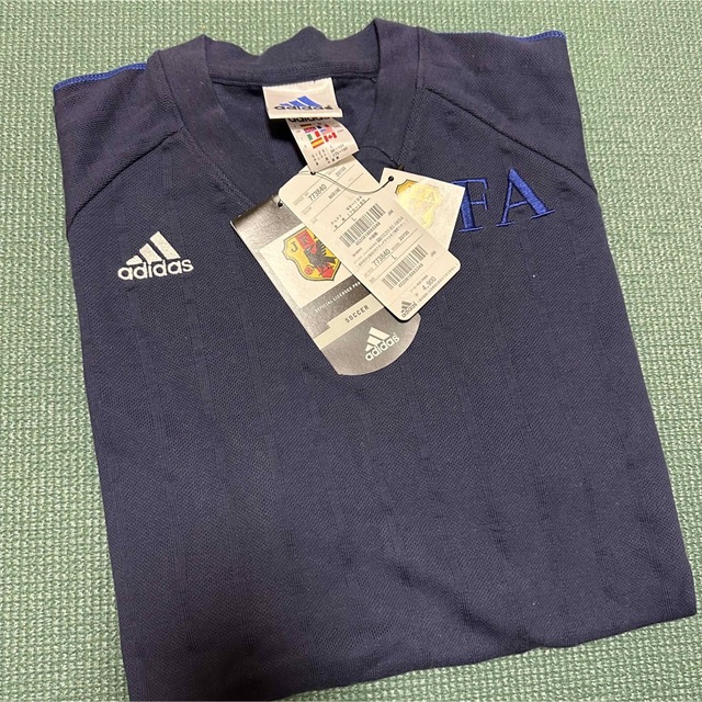 adidas(アディダス)の未使用タグ付き adidas 日本代表 JFA サッカー Tシャツ L スポーツ/アウトドアのサッカー/フットサル(ウェア)の商品写真