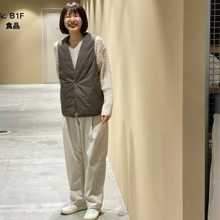 ムジルシリョウヒン(MUJI (無印良品))の●新品●  無印良品 ストレッチ起毛 タックワイドパンツ ／ペールブラウン／Ｍ(カジュアルパンツ)