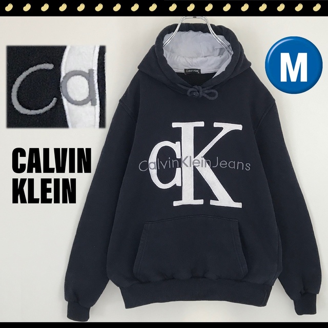 Calvin Klein(カルバンクライン)のカルバンクライン ジーンズ★ビッグロゴ刺繍★ショート丈★POスウェットパーカー レディースのトップス(パーカー)の商品写真