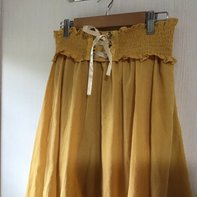 axes femme(アクシーズファム)のaxes femme ベルト付きロングスカート フレアー Mサイズ / USED レディースのスカート(ロングスカート)の商品写真