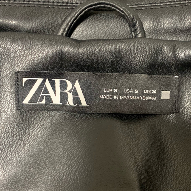 ZARA(ザラ)のzara ライダース ジャケット フェイク レザー レディースのジャケット/アウター(ライダースジャケット)の商品写真