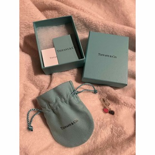 ティファニー(Tiffany & Co.)のホットピンク　ダブル ハート タグ ペンダント(ネックレス)